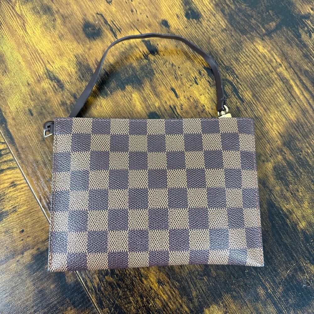 Authentic Louis Vuitton Damier Ebene Neverfull Wristlet Pochette - Picture 2 of 15